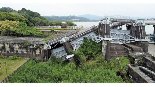 大台中地區公共給水石岡壩921震災嚴重受創