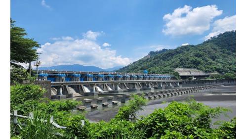 民國時代雲林地區公共給水供水集集攔河堰溢洪道