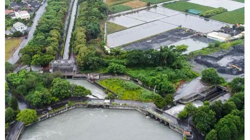 民國時代雲林地區公共給水系統林內分水工濁水發電廠取水口全貌