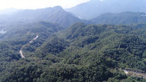 濁水溪流域日月潭與明潭電廠間的台21線中潭公路(底下有引水隧道穿越)