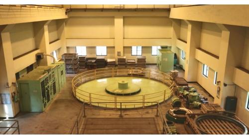 水里發電機組，為台灣遠東機械製豎軸法蘭西斯式水輪機組，1992年商轉供電，發電量12.75MW。