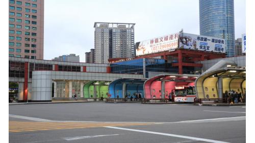 臺北市區鐵路地下化第三期工程「萬板專案」板橋公車站