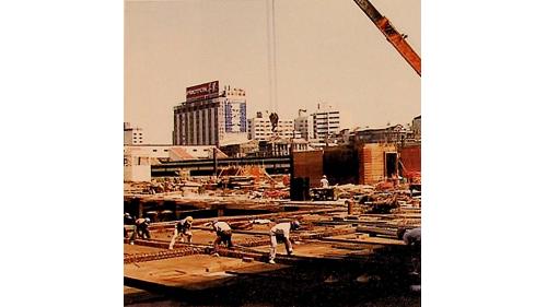 臺北車站鐵路地下化施工情形。