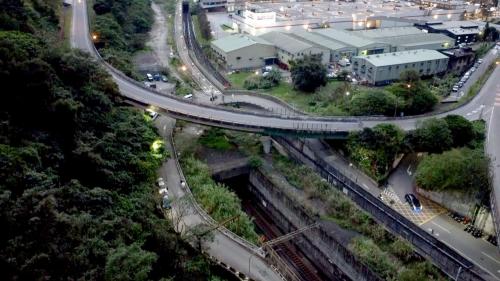 臺北市區車站鐵路地下化第四期東延南港工程「南港專案」汐止山岳隧道及引道