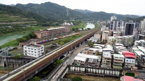 臺北市區車站鐵路地下化第四期東延南港工程「南港專案」五堵貨場