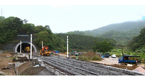 花東線鐵路雙軌隧道工程新自強隧道施工