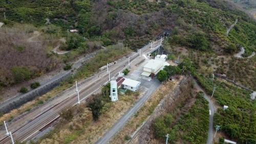 南迴鐵路電氣化南廻線沿線車站枋山隧道
 