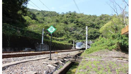 南迴鐵路電氣化南廻線中央隧道東口