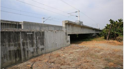 南迴鐵路電氣化潮枋段沿線北勢溪牛埔川橋改建工程