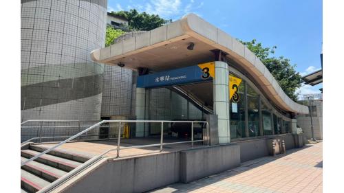 捷運板南線土城線沿線車站永寧站(BL02)3號出口