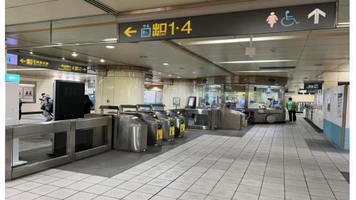 捷運中和新蘆線新莊線台北市段沿線車站-中山國小站(O10)大廳層