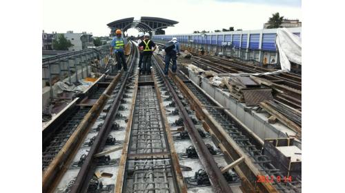 桃園機場捷運線主要結構施工-軌道工程施工作業