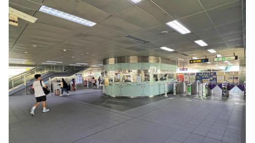 桃園機場捷運沿線車站-長庚醫院站(A8)大廳層
