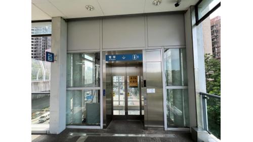 淡海輕軌綠山線沿線車站-竿蓁林站-月台層