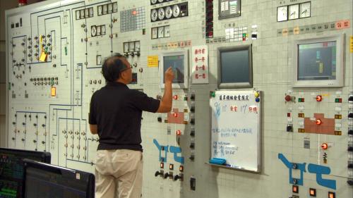 軟橋電廠由桂山發電廠控制室遠端控制：軟橋水力發電廠的復建計劃，於1991年7月開工，1993年11月完工，同時更新廠內設備以及設置遠端遙控裝置由桂山發電廠控制室遠端遙控。