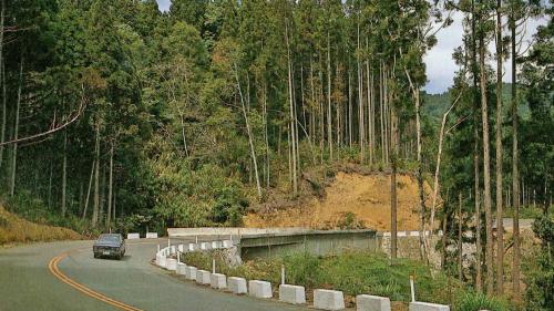 十二項建設-三條新中橫公路工程