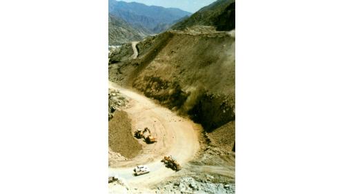 榮工處海外業務-沙烏地阿拉伯-阿布哈區-迪拉降坡道路工程