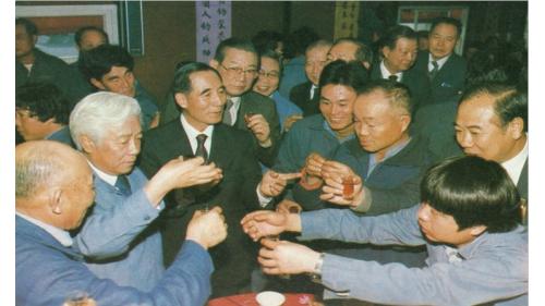 榮工永遠的大家長嚴孝章先生生平-榮工文化-重感情講道義