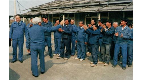 榮工永遠的大家長嚴孝章先生生平-榮工文化-重感情講道義