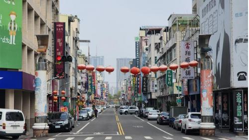 高雄市區鐵路地下化-高雄車站車紹-周邊商圈