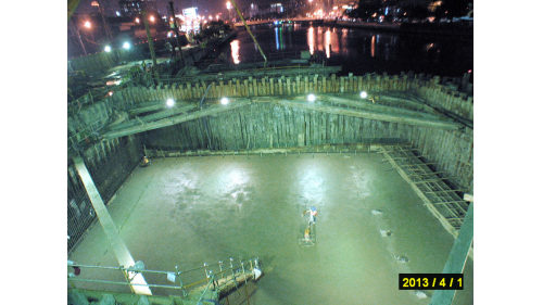 高雄市區鐵路地下化-愛河段臺鐵鐵路地下化工程-過河段鐵路隧道施工