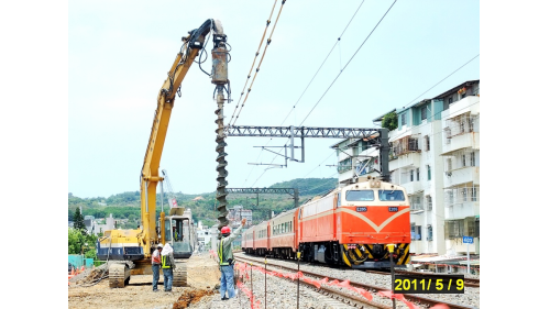 高雄市區鐵路地下化-愛河段臺鐵鐵路地下化工程-陸地段施工