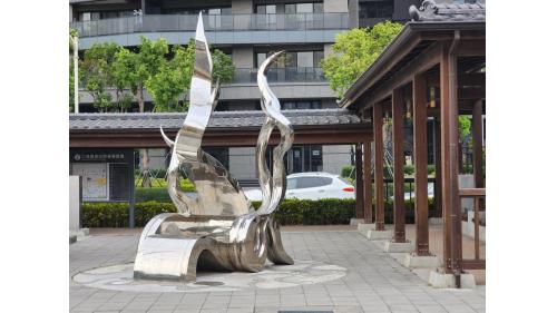 鐵路地下化計畫-高雄市區計畫復設車站-三塊厝站大廳公共藝術