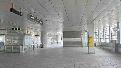 高雄捷運紅線沿線車站介紹-楠梓加工區站(R19)大廳層