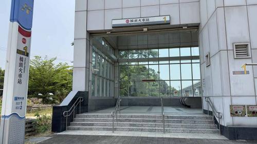 高雄捷運紅線沿線車站介紹-橋頭火車站(R23)出入口