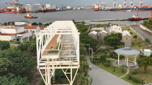 大林電廠原輸煤廊道改建的天空步道