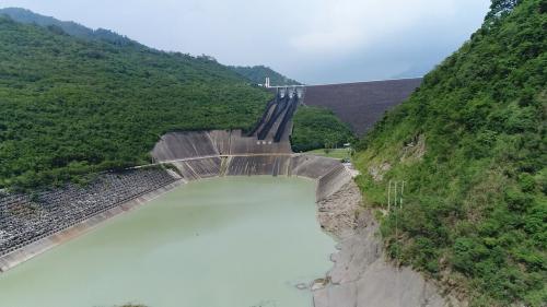 榮工處承建之曾文水庫溢洪道及消能池