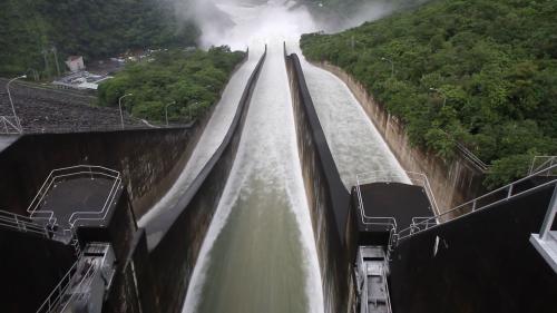 曾文水庫溢洪榮工處承建之曾文水庫溢洪道