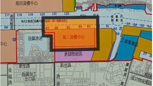 高雄港第二貨櫃中心：由於貨櫃輪噸位逐漸加大吃水加深，港務局乃增闢第二貨櫃中心。趕築63-66號四座12公尺深水碼頭，位於前鎮區臨海工業特定區，並裝置貨櫃起重機6座