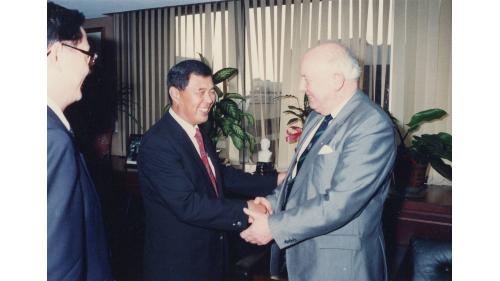 曾元一處長歡迎世界工程聯盟秘書長來訪