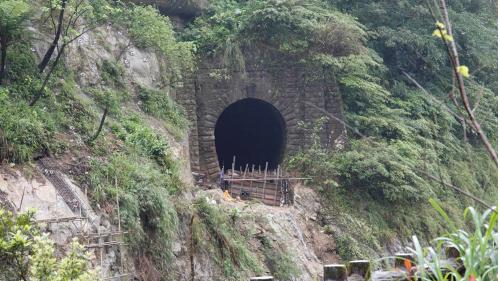 鐵道宜蘭線三爪子隧道北口遺址