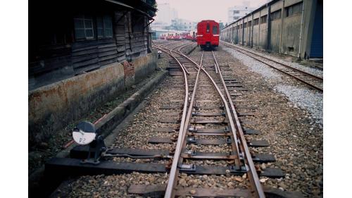 阿里山森林鐡道之字型路線軌道上的鐵路轉轍器