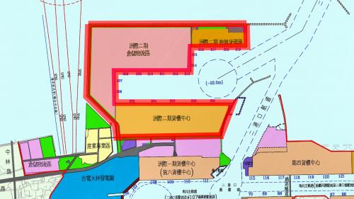 高雄港洲際貨櫃中心第二期工程計畫  高雄港在2011年啟動，共計有422公頃，有19座碼頭。