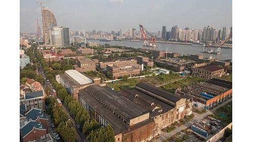 建於1875年，位於中華人民共和國上海市楊浦區楊樹浦路830號，是上海市最早建立的自來水廠之一。