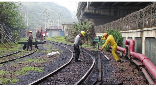 林口支線鐵路整修畫面