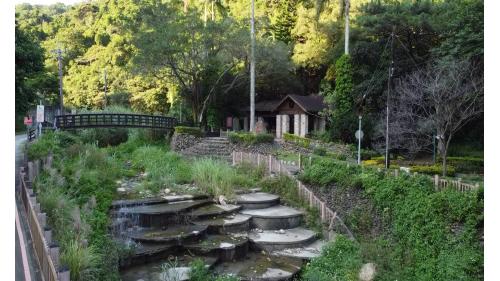 新莊水道水-新莊水源地木橋、日式木造屋舍及18分坑溪河床