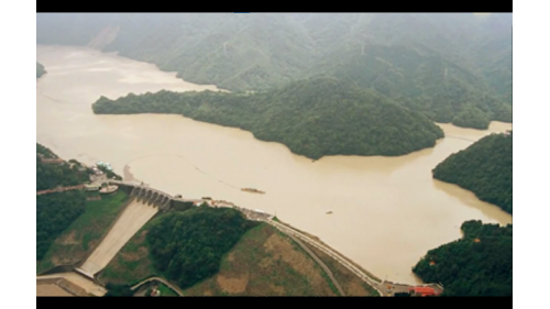 2004年8月23日石門水庫遭受艾利颱風重創，桃園地區停水18天。