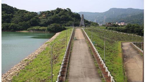 新山水庫於1976年興建，1980年完工，是基隆最重要的水資源，位於基隆市安樂區南側，基隆河支流，大武崙溪中游新山溪上，為公共給水單一標的離槽水庫。