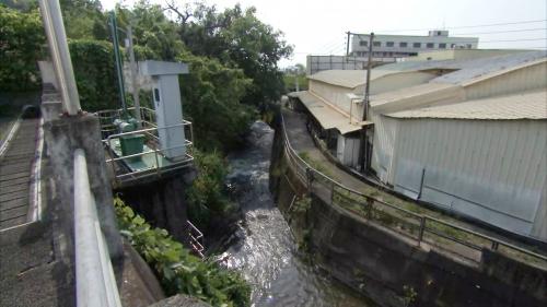 社寮電廠發電完的尾水由尾水出口流至八寶圳灌溉下游的農田，面積約為2200公頃。