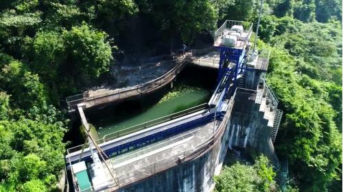 日月潭水力發電計畫所需電力的北山坑電廠前池俯瞰