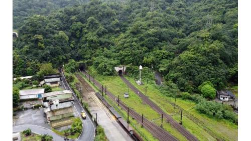 北廻鐡路車站與隧道工程